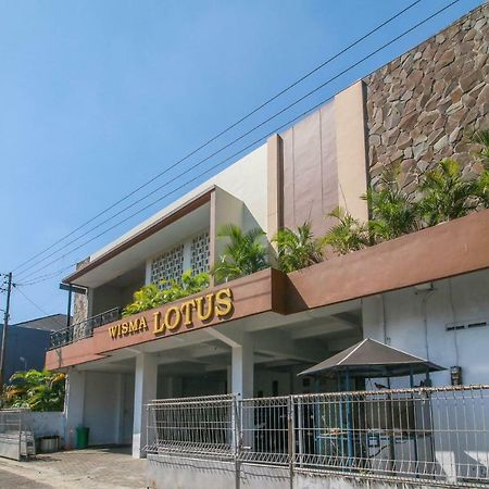 红多兹伊斯兰酒店-近索迪尔曼珍德拉大学 普禾加多 外观 照片